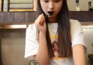 抖音里面的七十斤小姐姐,身材逆袭，自信绽放！”